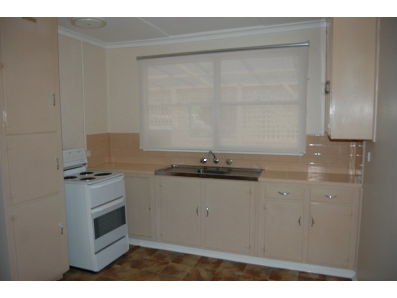 18 Myrtle Street, Werribee VIC 3030