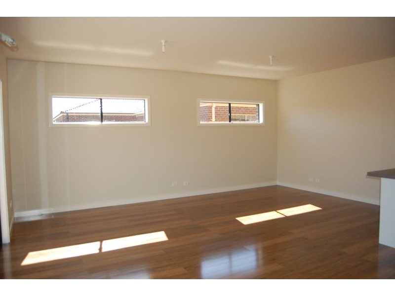 1/7 Greenleaf Circuit, Tarneit VIC 3029