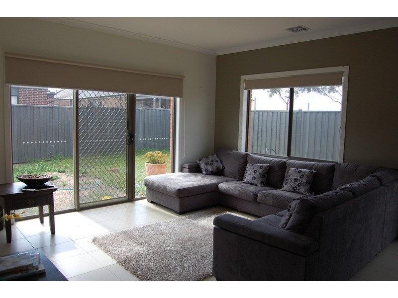 39 Brockwell Crescent, Wyndham Vale VIC 3024