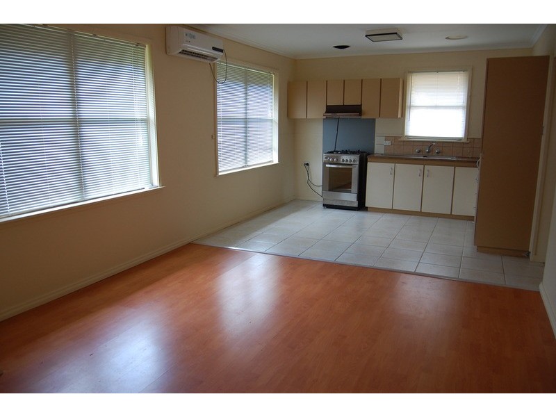 21 Willow Street, Werribee VIC 3030