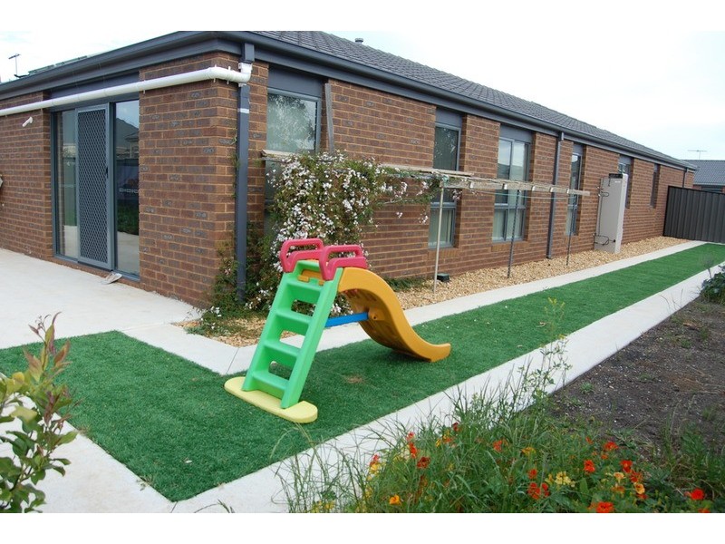 32 Harrington Avenue, Tarneit VIC 3029