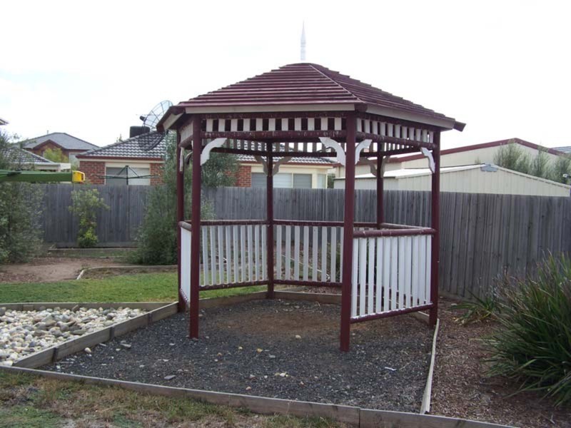 13 Parkside Walk, Hoppers Crossing VIC 3029
