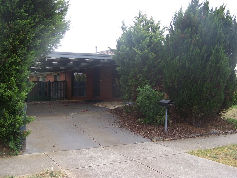 7 Golden Square Crescent, Hoppers Crossing VIC 3029