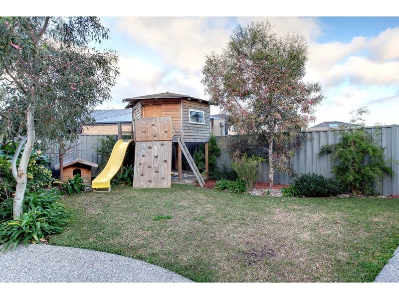 96 Riversdale Drive, Tarneit VIC 3029