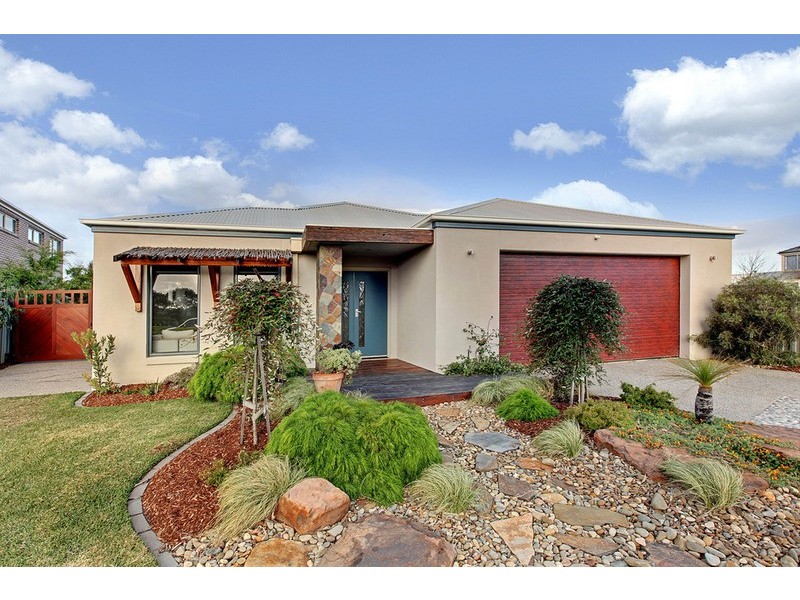 96 Riversdale Drive, Tarneit VIC 3029