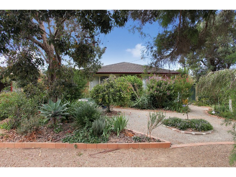 12 Shoalhaven Street, Werribee VIC 3030