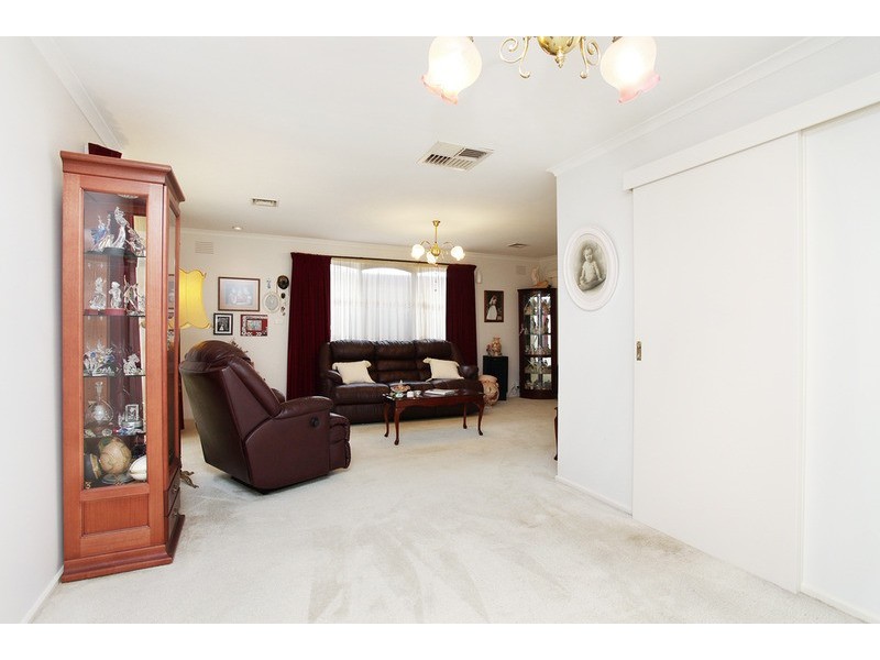 12 Shoalhaven Street, Werribee VIC 3030