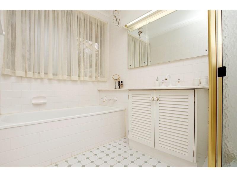 12 Shoalhaven Street, Werribee VIC 3030