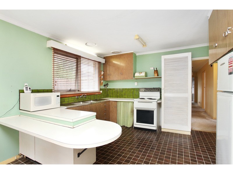 38 Edgar Street, Werribee VIC 3030