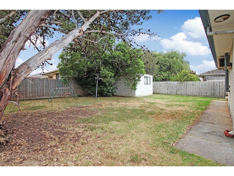 38 Edgar Street, Werribee VIC 3030