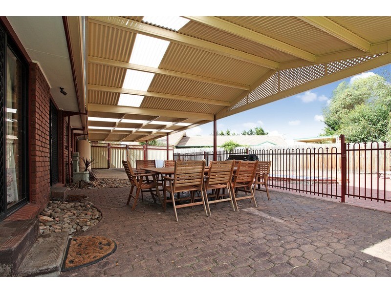 3 Owen Court, Werribee VIC 3030