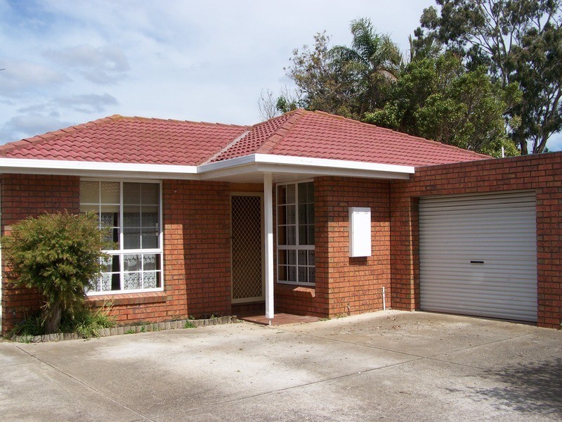 2/19 Second Avenue, Hoppers Crossing VIC 3029
