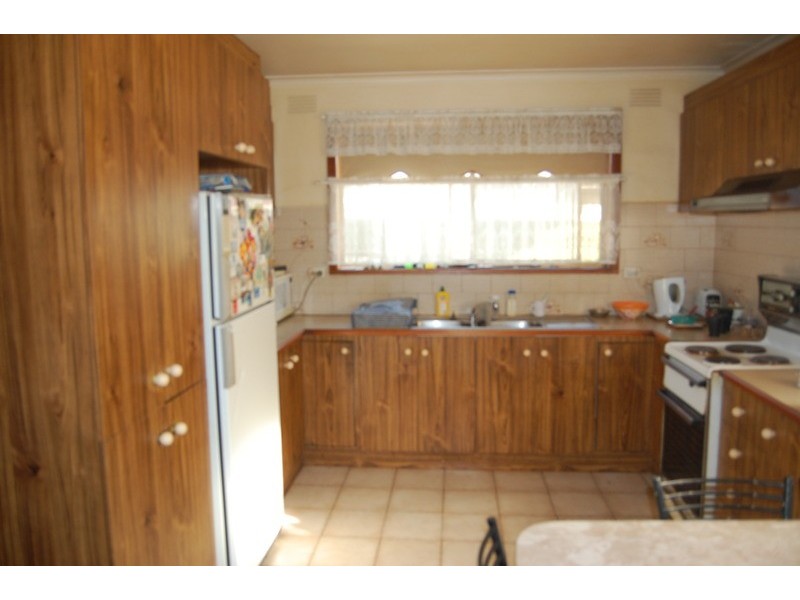 2 Willow Street, Werribee VIC 3030