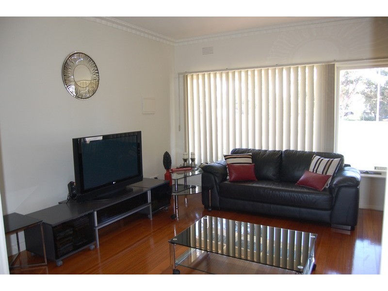 1/231 Princes Highway, Werribee VIC 3030