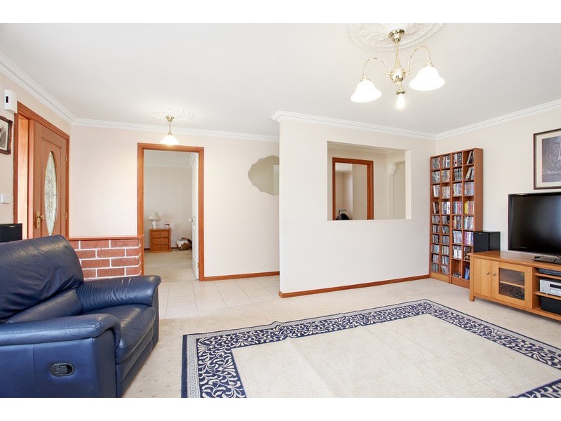 27 Frances Browne Way, Tarneit VIC 3029