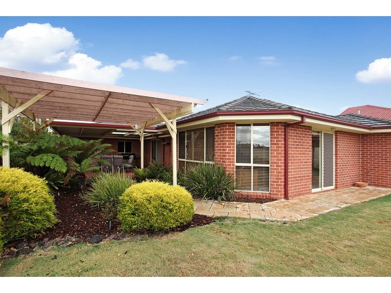 27 Frances Browne Way, Tarneit VIC 3029