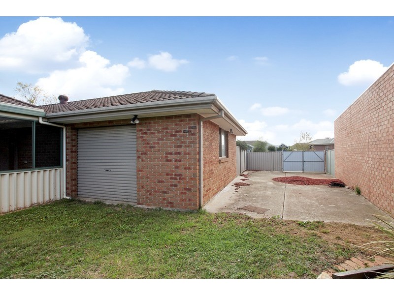 33 Hastings Avenue, Hoppers Crossing VIC 3029