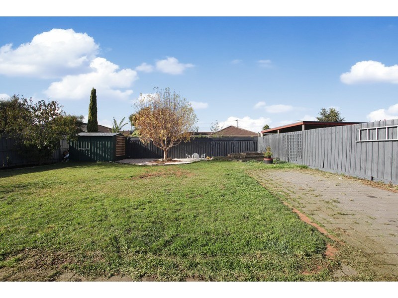 105 Birchwood Boulevard, Hoppers Crossing VIC 3029