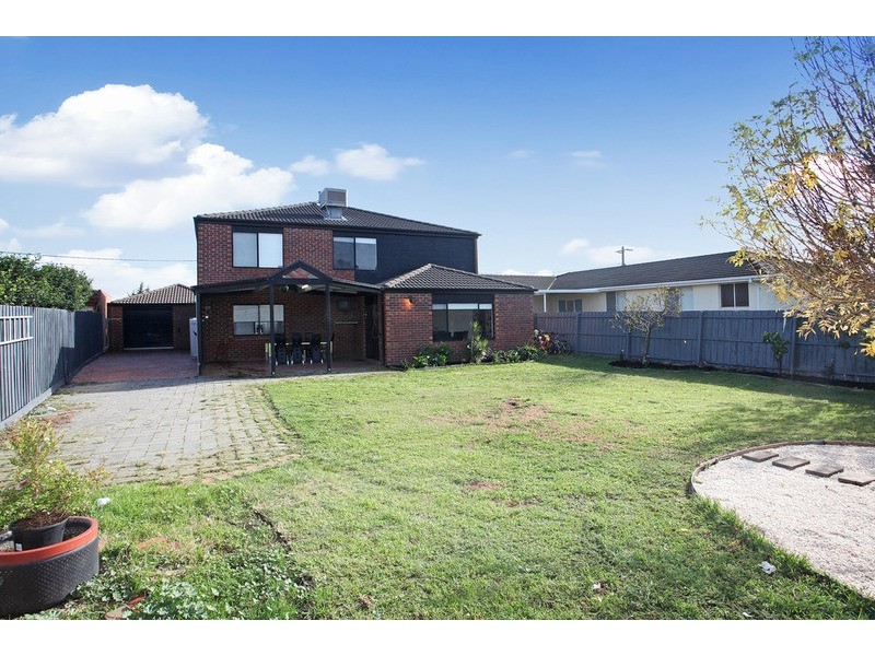 105 Birchwood Boulevard, Hoppers Crossing VIC 3029