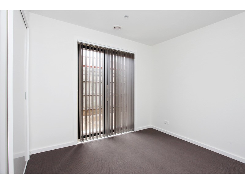 2/66 Rowes Road, Werribee VIC 3030