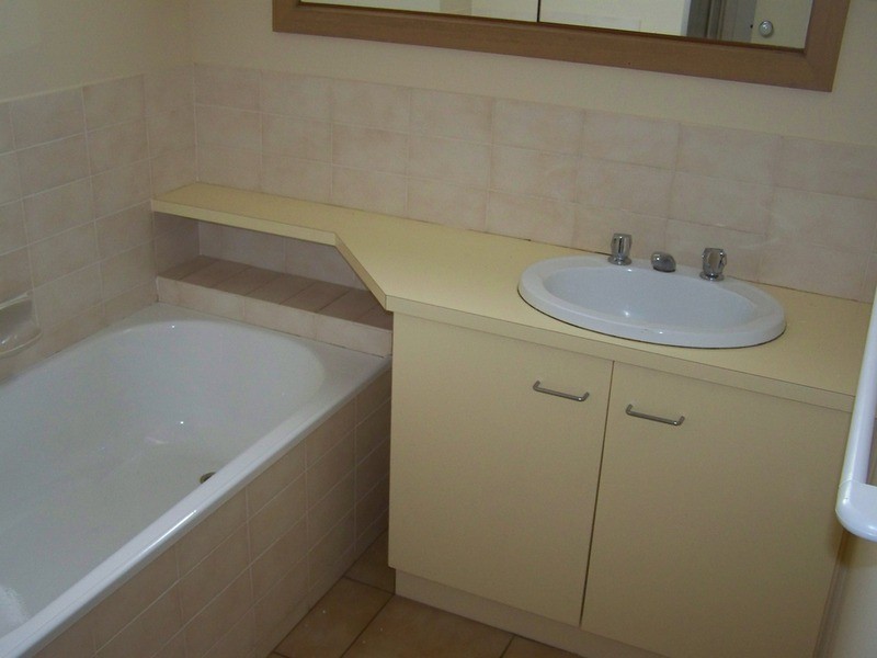 3/285 Princes Highway, Werribee VIC 3030