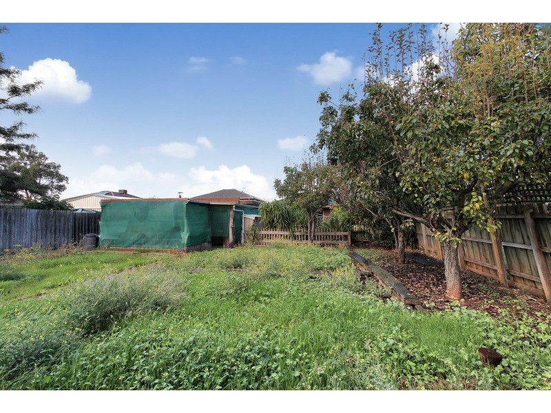 42 Priestley Avenue, Hoppers Crossing VIC 3029