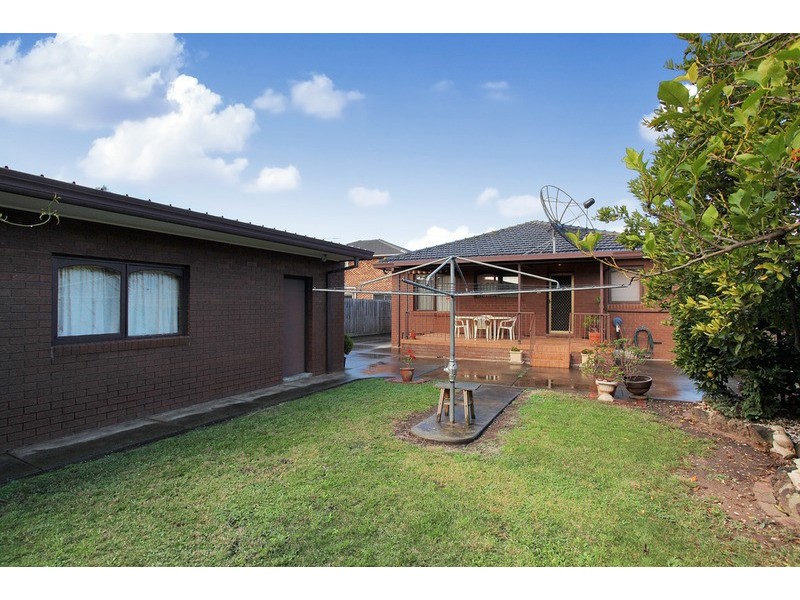 42 Priestley Avenue, Hoppers Crossing VIC 3029
