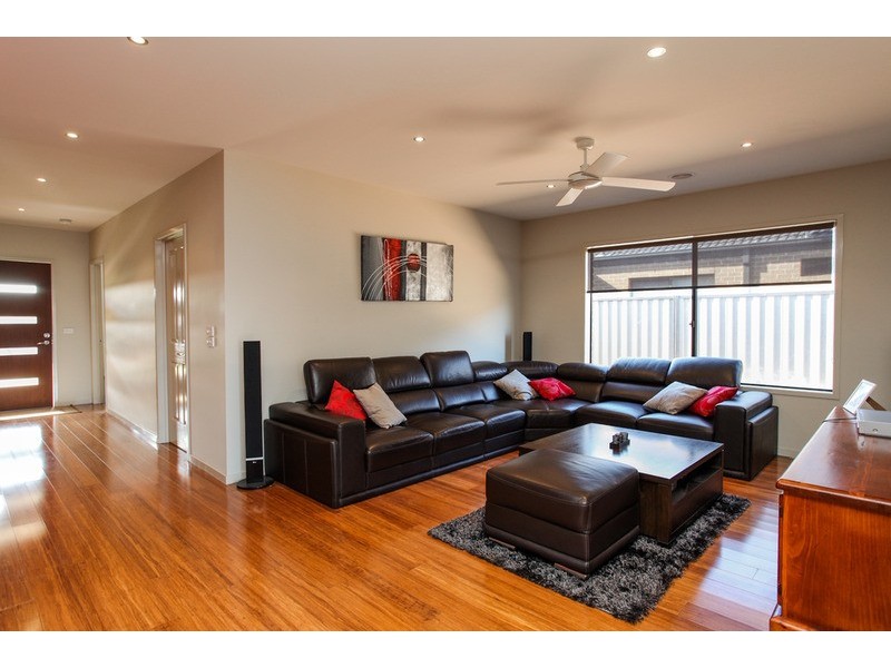 25 Kellerman Drive, Point Cook VIC 3030