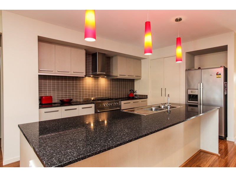 25 Kellerman Drive, Point Cook VIC 3030