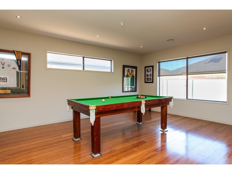 25 Kellerman Drive, Point Cook VIC 3030
