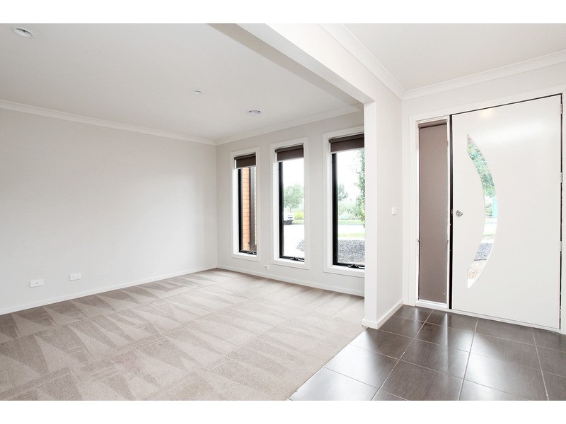 1 Bradley Grove, Tarneit VIC 3029