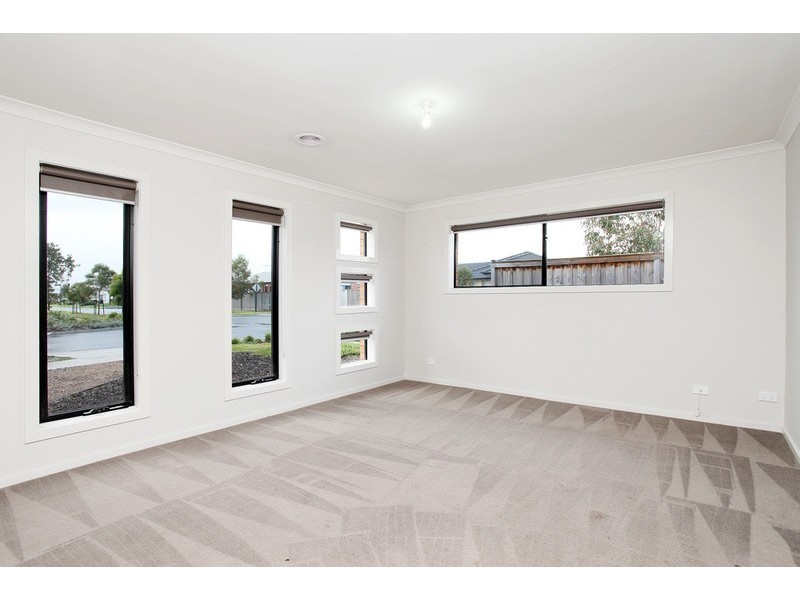 1 Bradley Grove, Tarneit VIC 3029