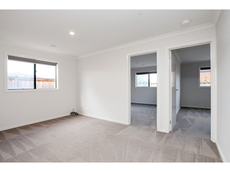 1 Bradley Grove, Tarneit VIC 3029