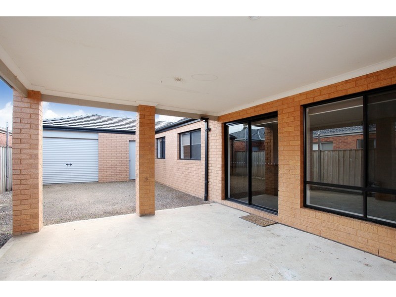 1 Bradley Grove, Tarneit VIC 3029