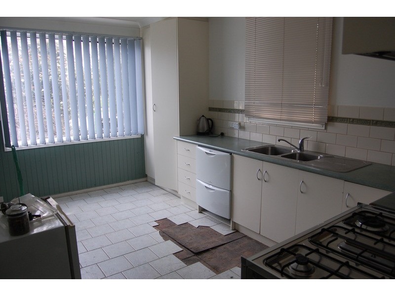 15 Golden Avenue, Werribee VIC 3030