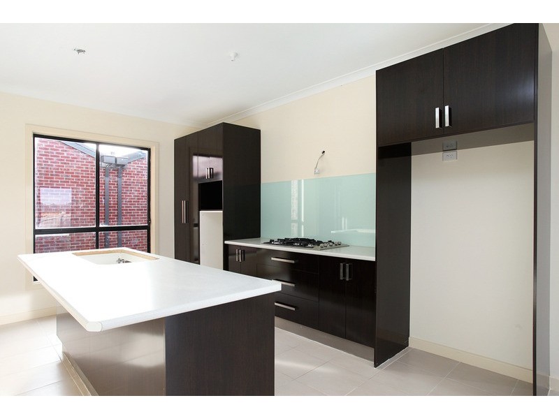 Units 1 & 2/9 McDougall Place & Unit 2/15 McDougall Place, Truganina VIC 3029