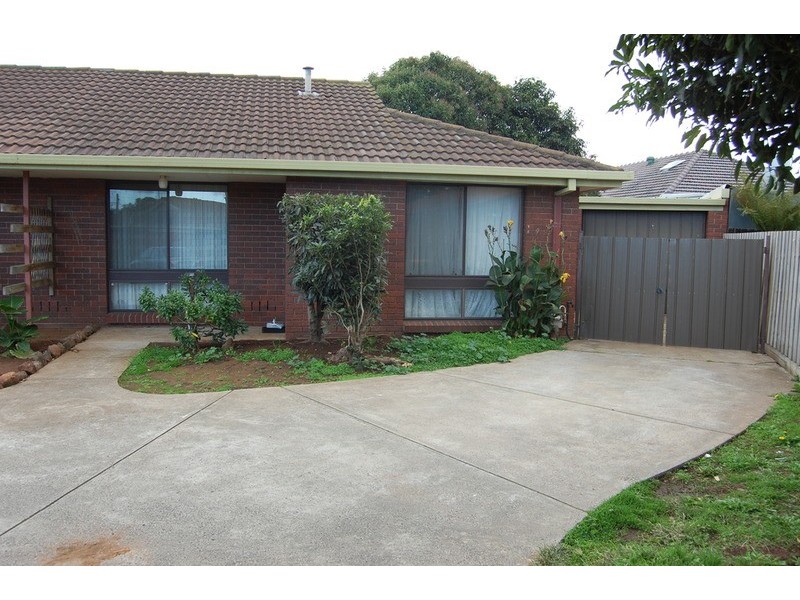 11/9 Market Road, Werribee VIC 3030