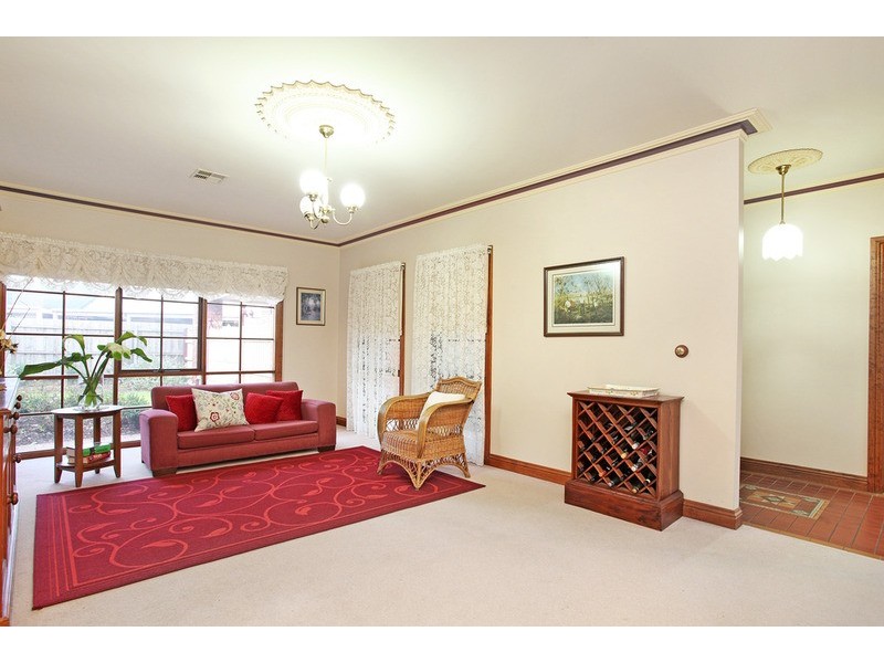 6 Calvo Court, Werribee VIC 3030