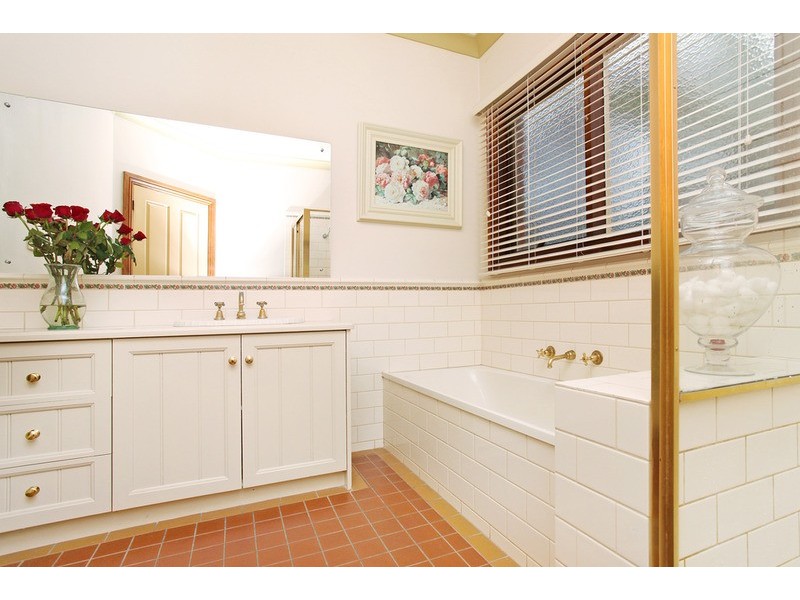 6 Calvo Court, Werribee VIC 3030