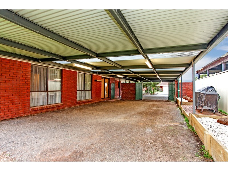 20 Bourke Crescent, Hoppers Crossing VIC 3029