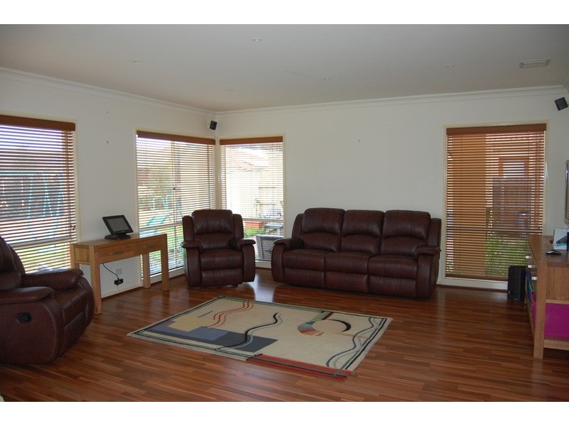 9 Chadway Avenue, Tarneit VIC 3029