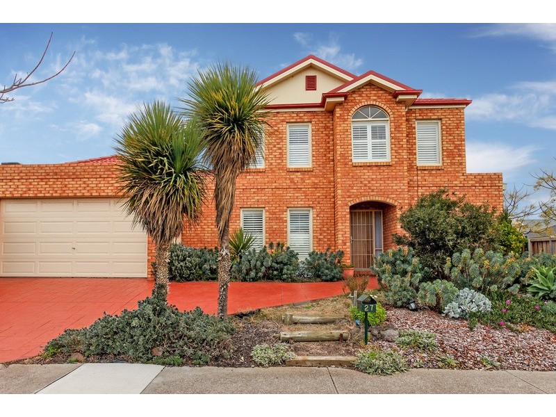 27 Rose Grange Boulevard, Tarneit VIC 3029