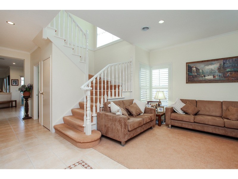 27 Rose Grange Boulevard, Tarneit VIC 3029