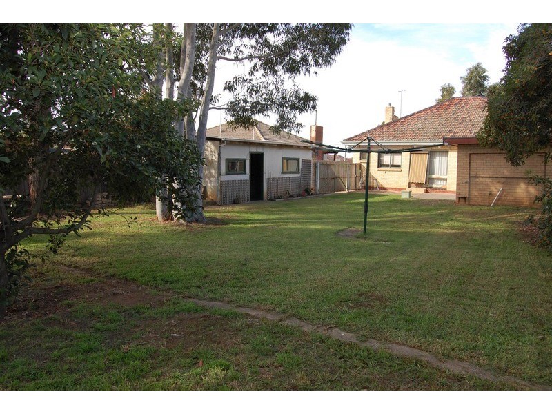 17 Meek Street, Werribee VIC 3030