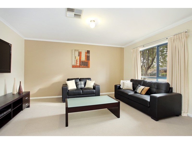 22 Diamond Drive, Werribee VIC 3030
