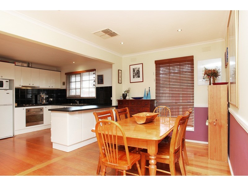 211 Heaths Road, Hoppers Crossing VIC 3029