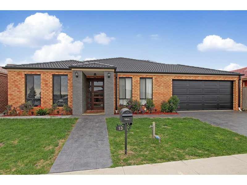 13 Edmund Drive, Tarneit VIC 3029