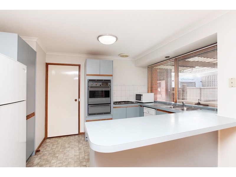 2 Marion Walk, Hoppers Crossing VIC 3029