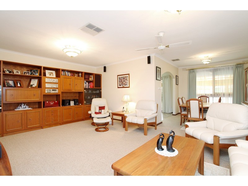 41 Willmott Drive, Hoppers Crossing VIC 3029