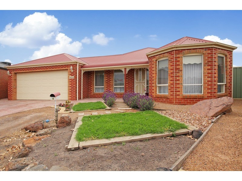 6 Tahara Court, Werribee VIC 3030